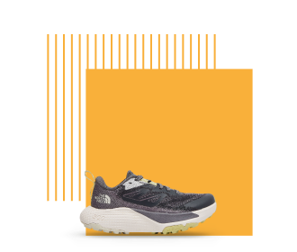 Tenis color negro con blanco