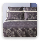 Cama con edred&oacute;n y almohadas, Edredones, Hogar