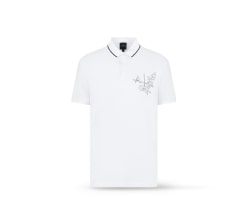 Imagen de una playera blanca, ARMANI EXCHANGE