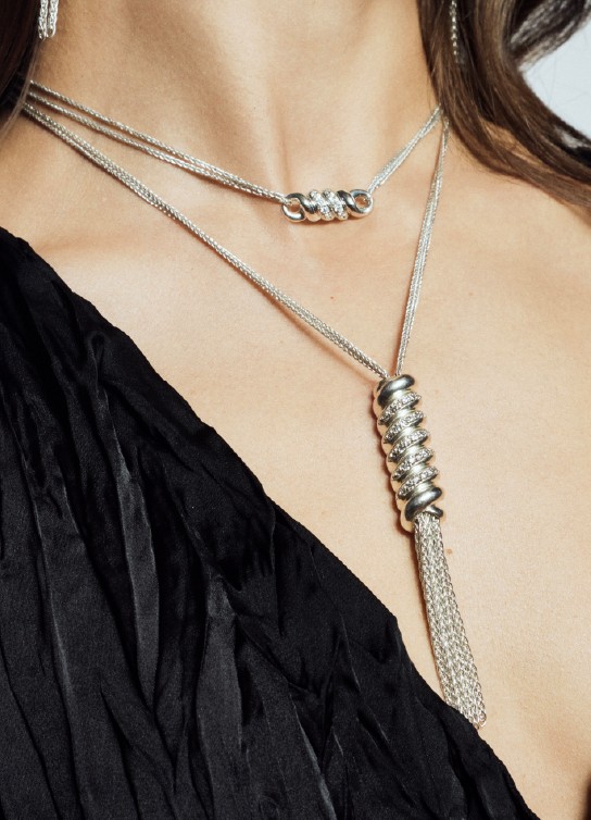 Collares