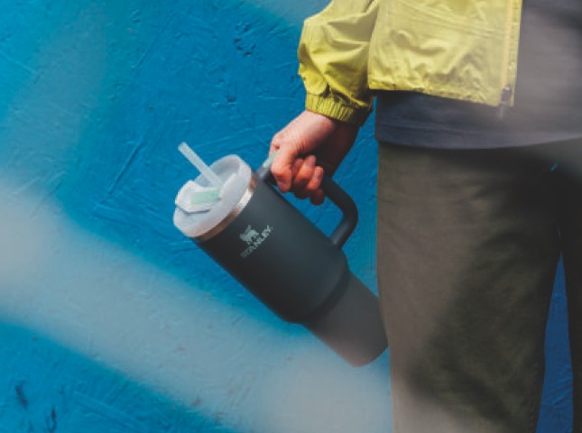 termo de color verde STANLEY