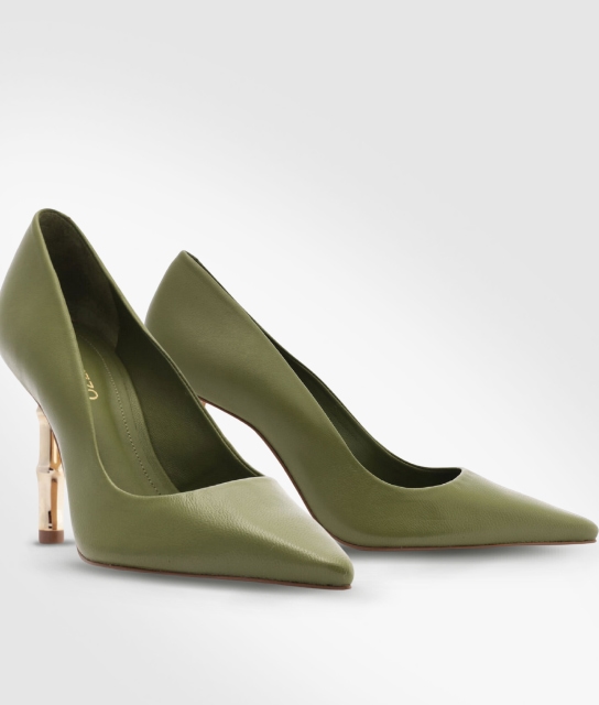 Zapatillas de color verde