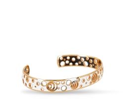 imagen de brazalete dorado, DAMIANI