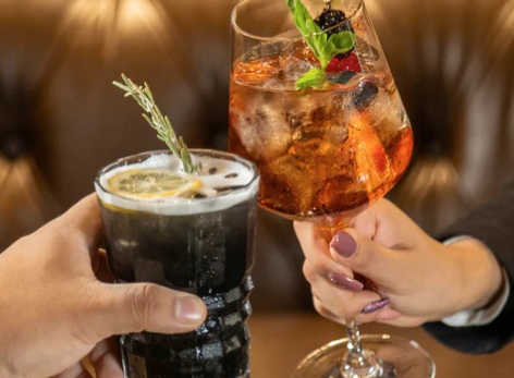 imagen de una bebida con mezcal