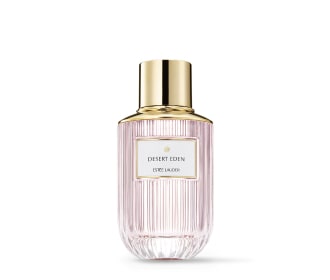 Imagen de una botella de perfume rosa, ESTÉE LAUDER