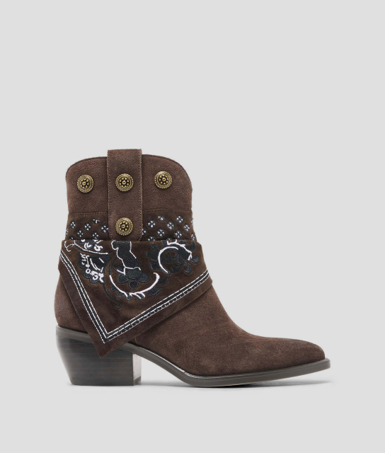 Botas