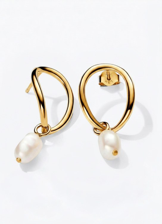 dos aretes dorados Pandora
