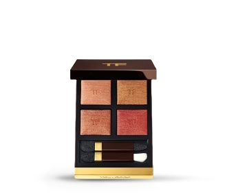 Imagen de una paleta de sombras en colores naturales