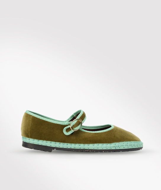 alpargata color verde con bordes color menta