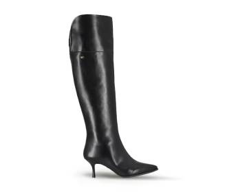 bota negra