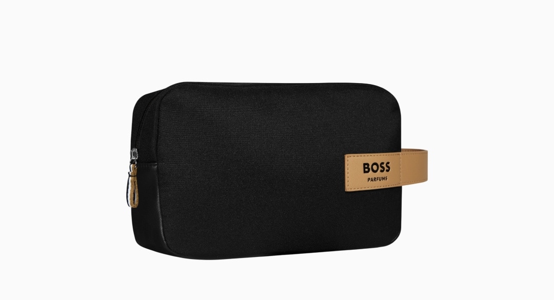 BOSS, Maleta color negra exclusiva.