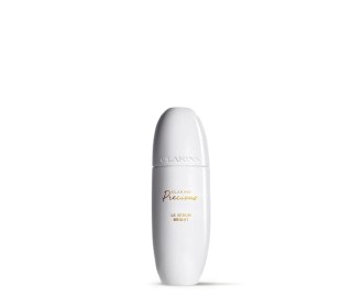 Imagen de maquillaje blanco, CLARINS