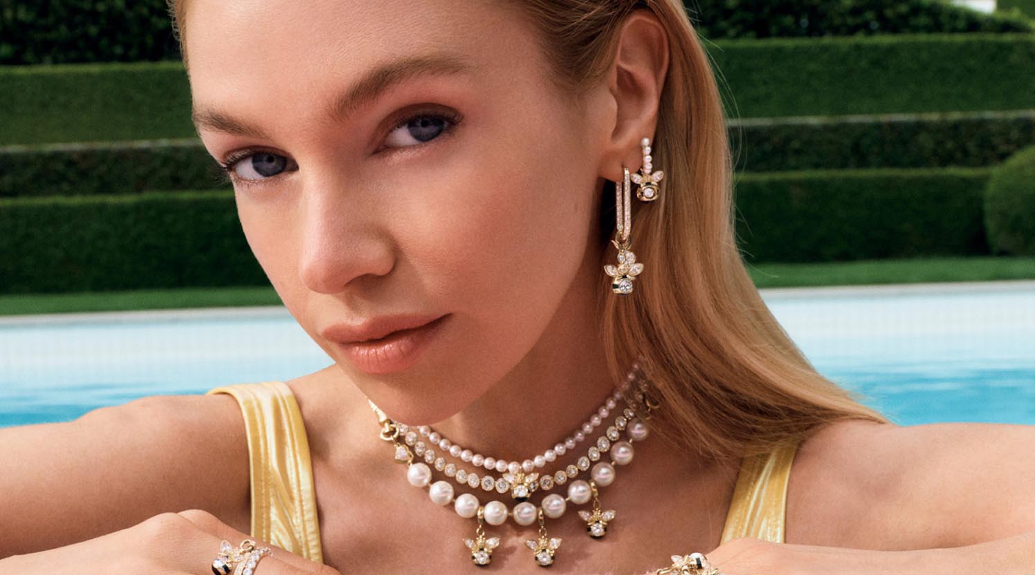 SWAROVSKI