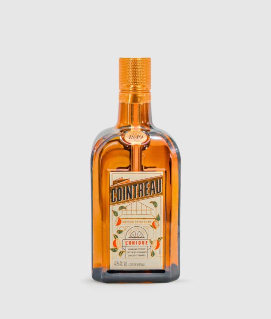 Botella de licor de naranja