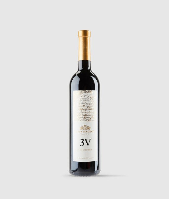 Imagen de una botella de vino tinto CASA MADERO