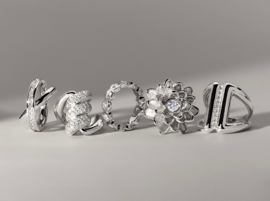 Imagen de 5 anillos plateados
