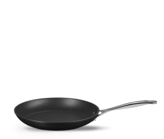 sarten negro con mango plateado, Sartenes le creuset