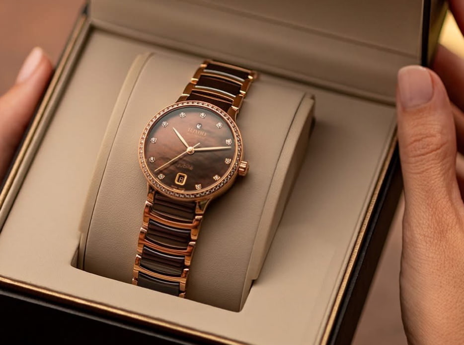 trs relojes de diferentes modelos Rado