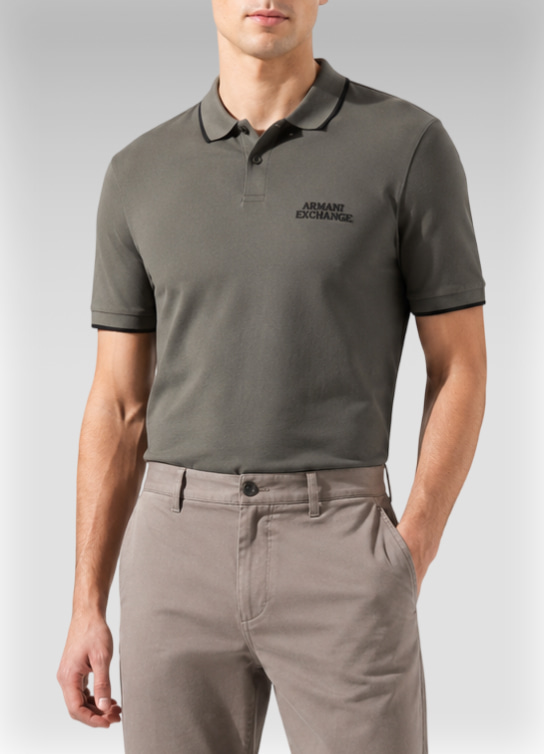 Accesorios y ropa de marcas de lujo: Armani Exchange
