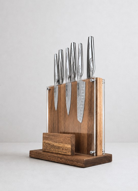 cuchillos plateados