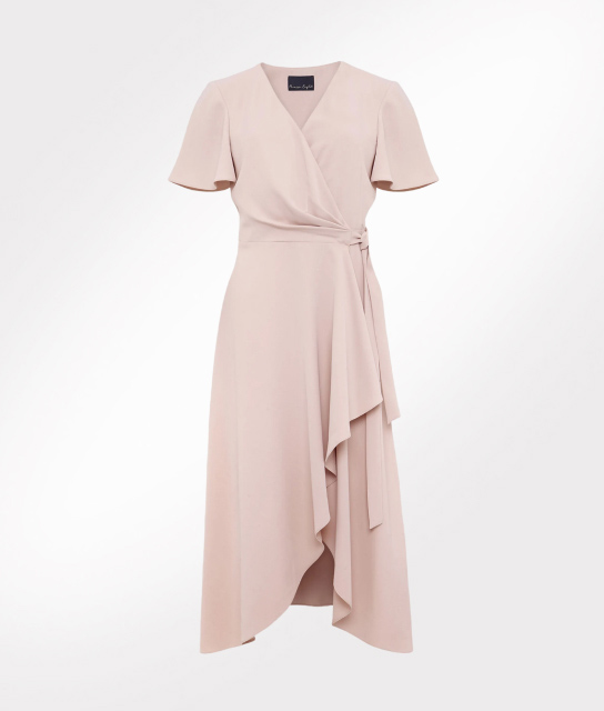 Vestido color rosa claro, largo con corte en entrepierna 
