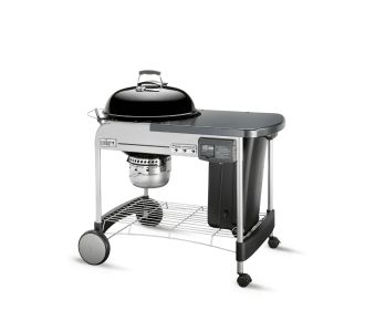 Imagen de un asador color negro. NFL