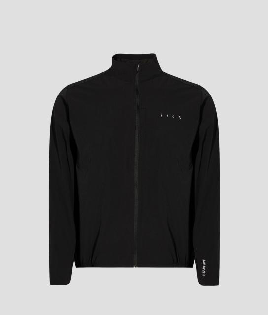 Chamarra color negra