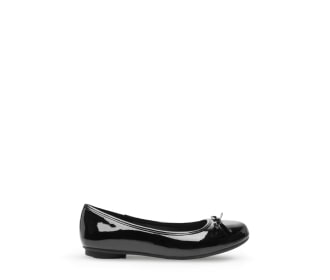 Zapato negro de niña Regreaso a clases
