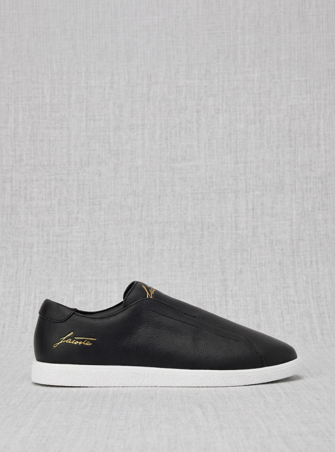 Audacia hecha tenis
