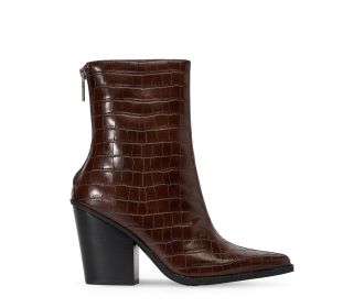 Imagen de bota color cafe