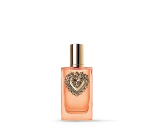 Botella de locion color coral con tapa y corazon dorado, DOLCE & GABBANA