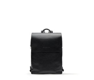 mochila negra