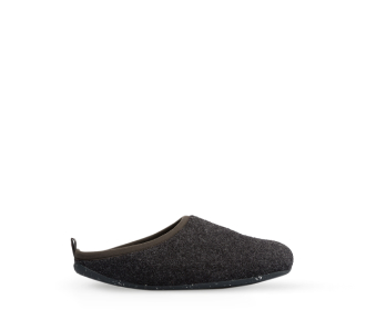 Pantufla color negra