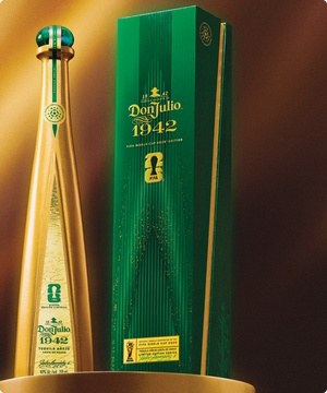 Imagen de una botella de tequilaedicion limitada copa del mundo DON JULIO, banner menu
