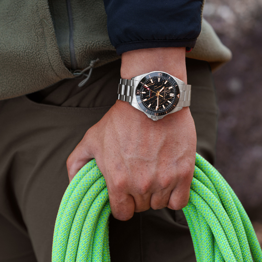 Esfera Dorada única del glaciar