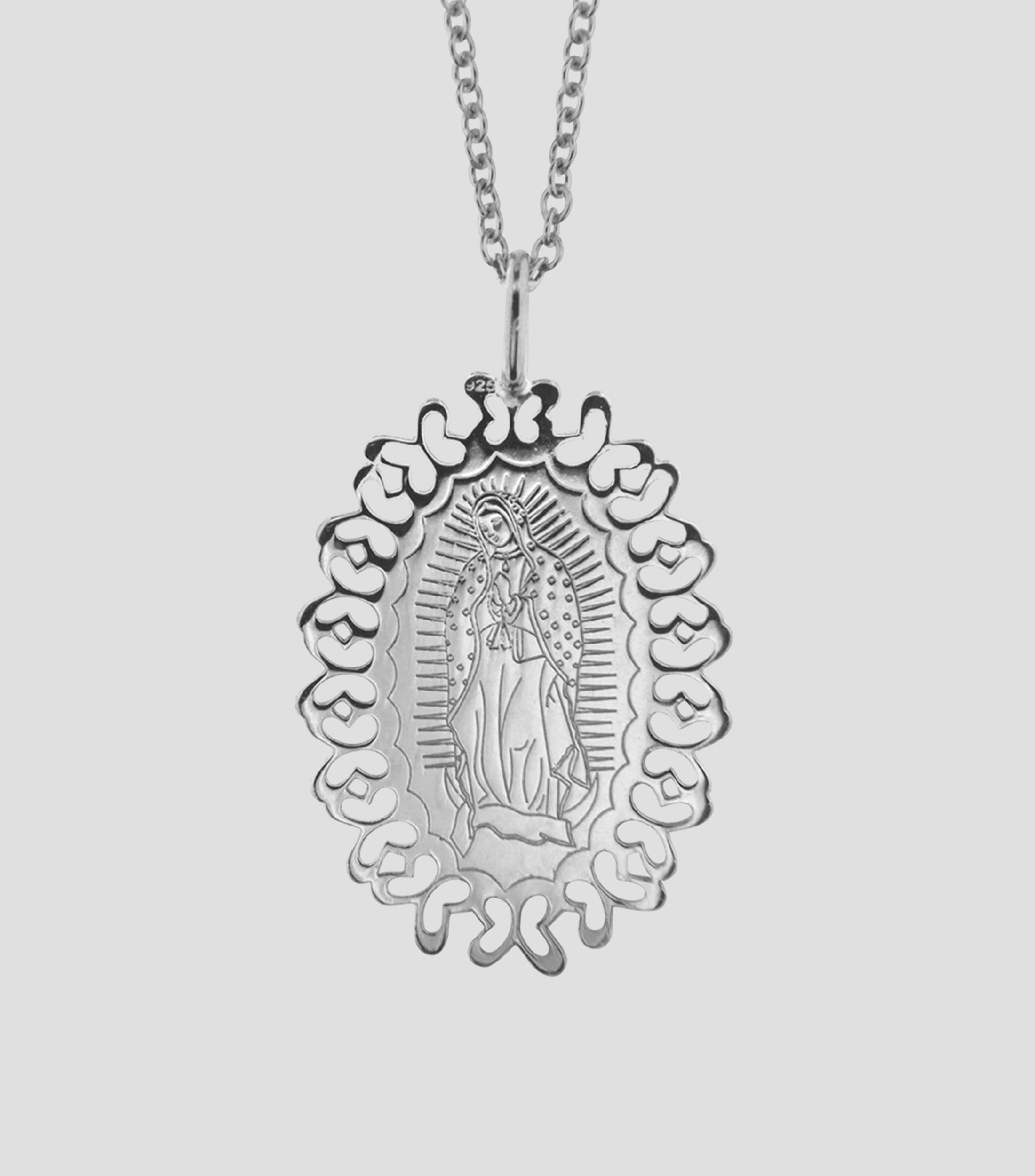 Dije de plata .925 Virgen con Mariposa Mujer