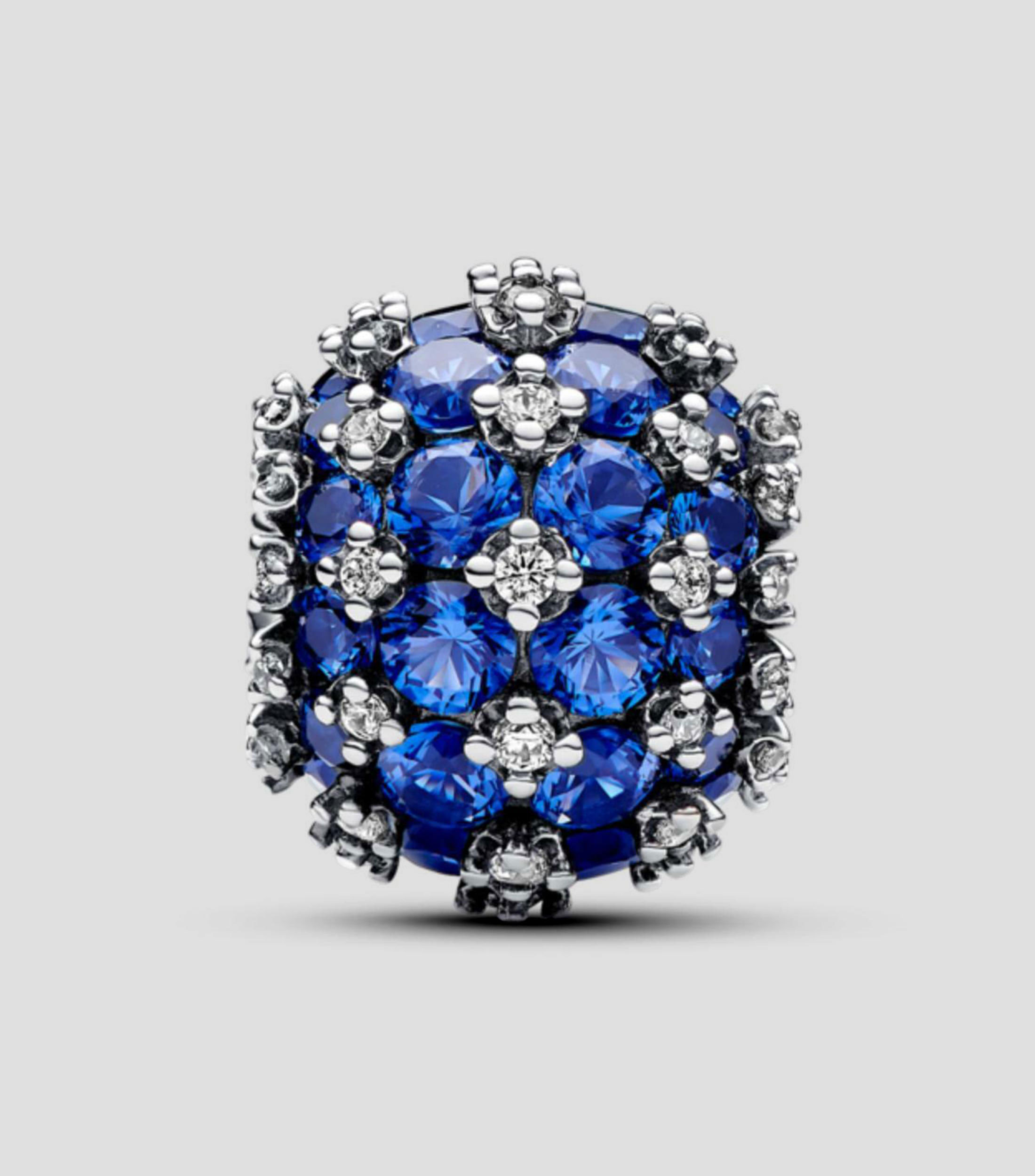 Charm esfera pave brillante en plata Pandora Moments Mujer