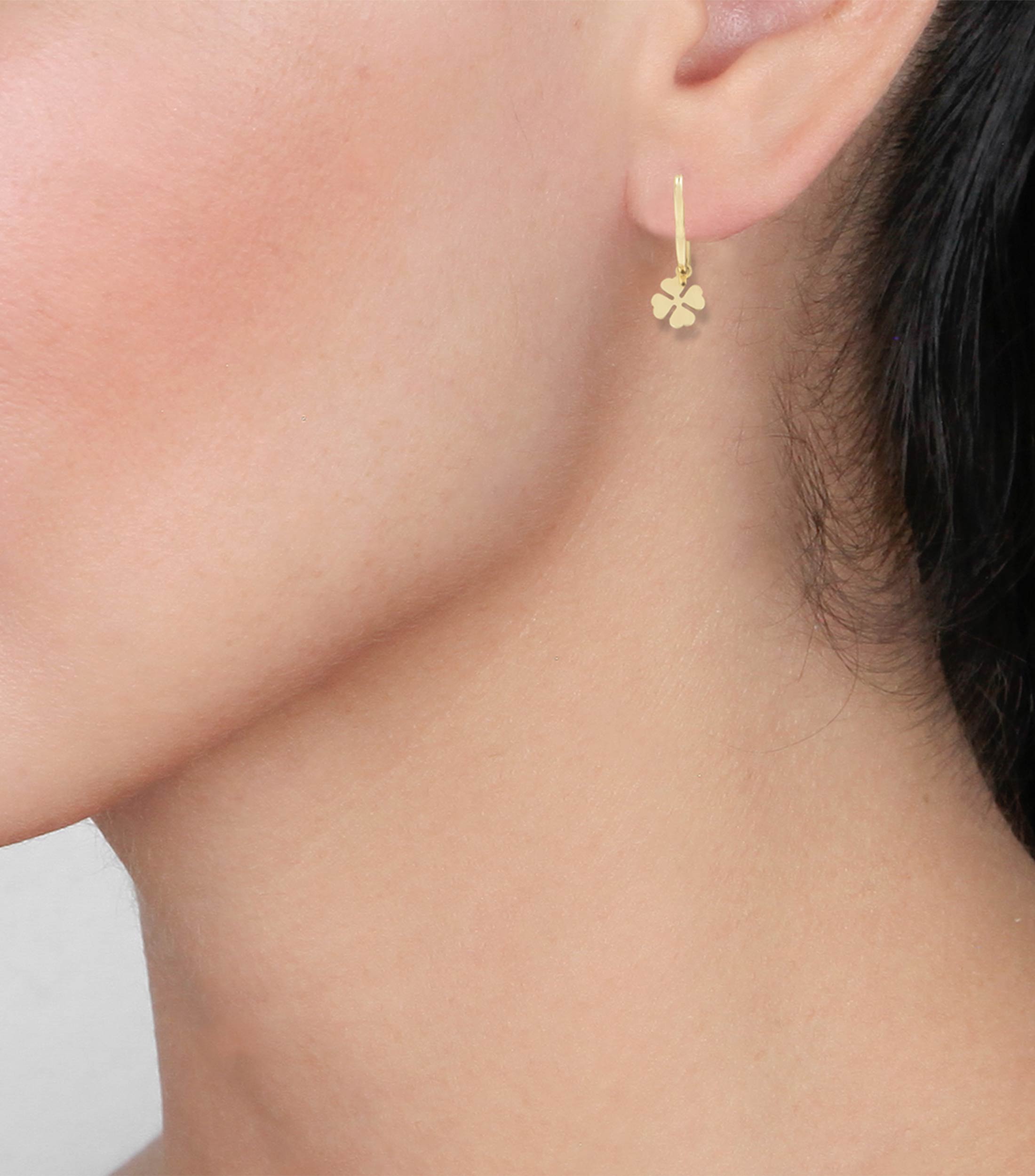 Aretes en oro amarillo 14 Kilates trébol Mujer