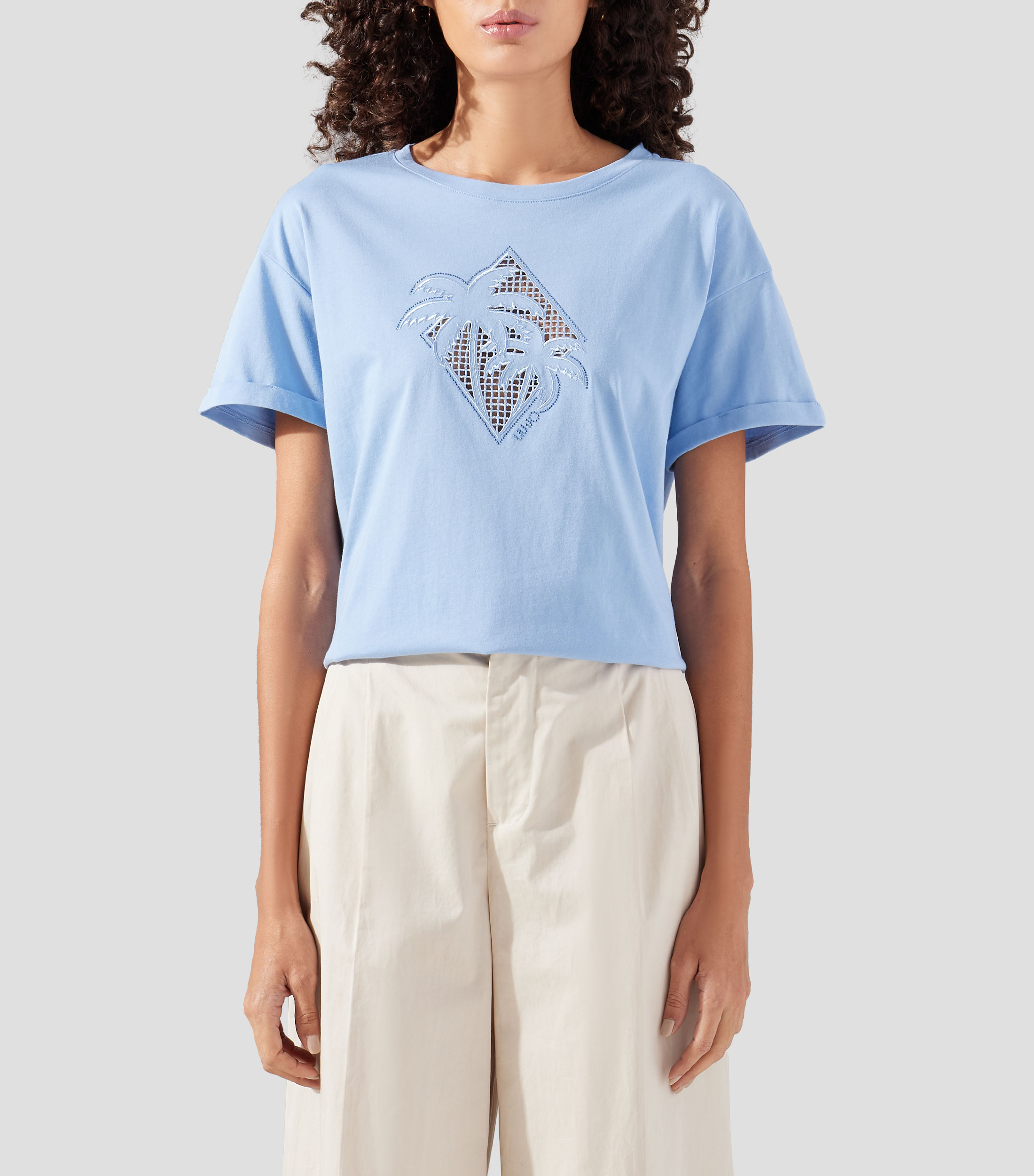Playera cuello redondo manga corta fantasía Mujer