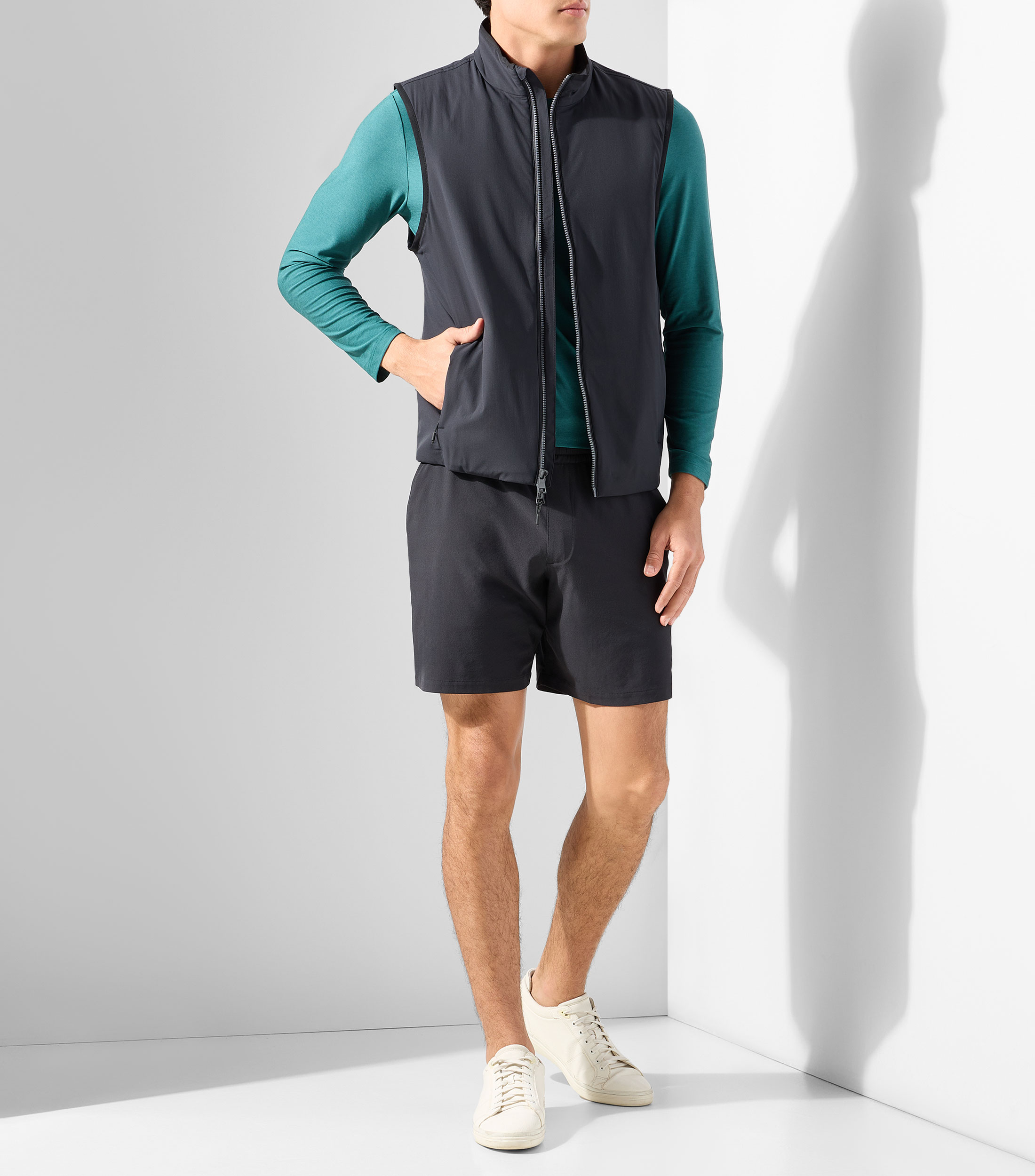 Short para entrenamiento liso Hombre