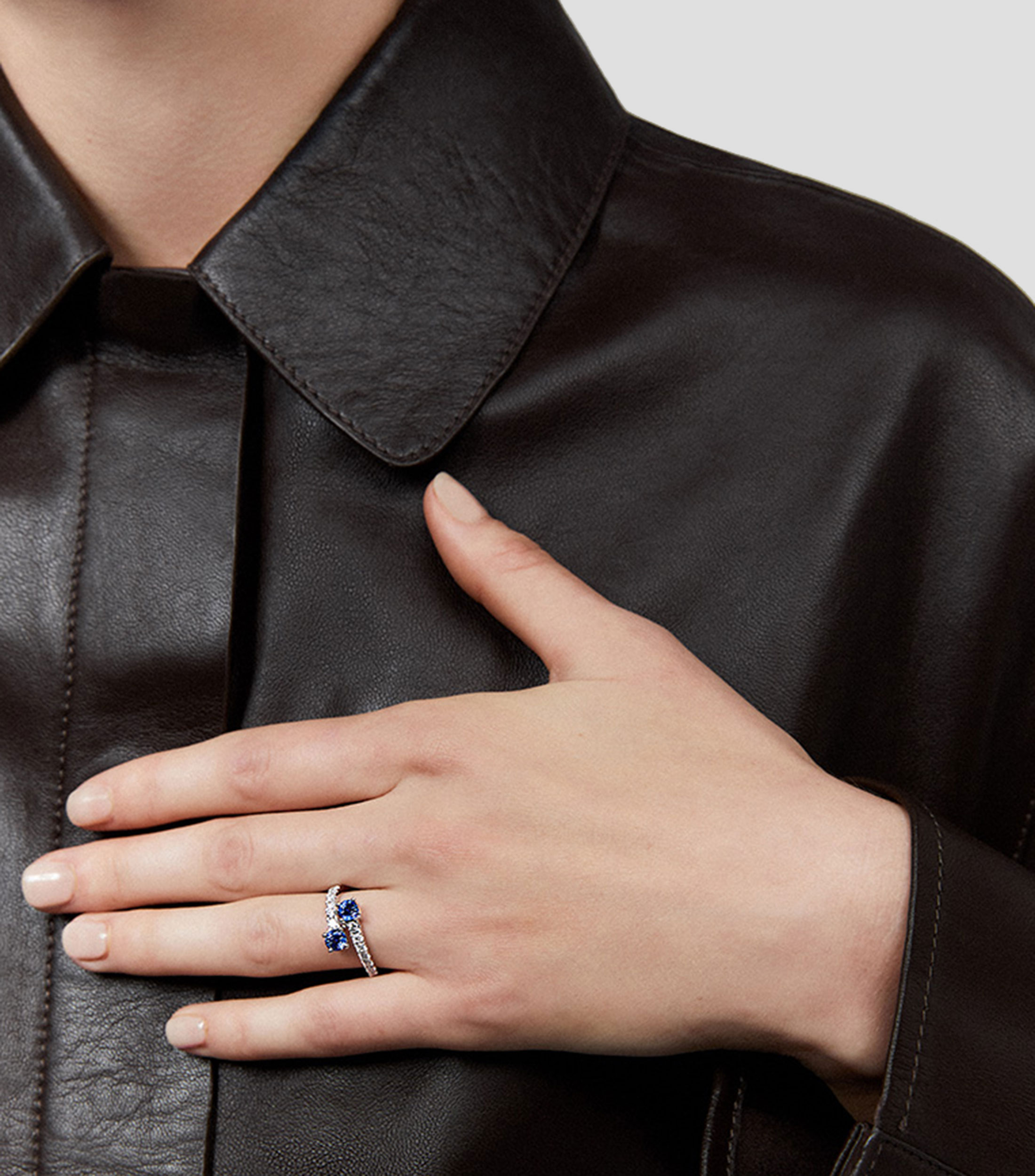 Anillo Tú &amp; Yo en oro de 18 kilates con Zafiro Big Three Mujer