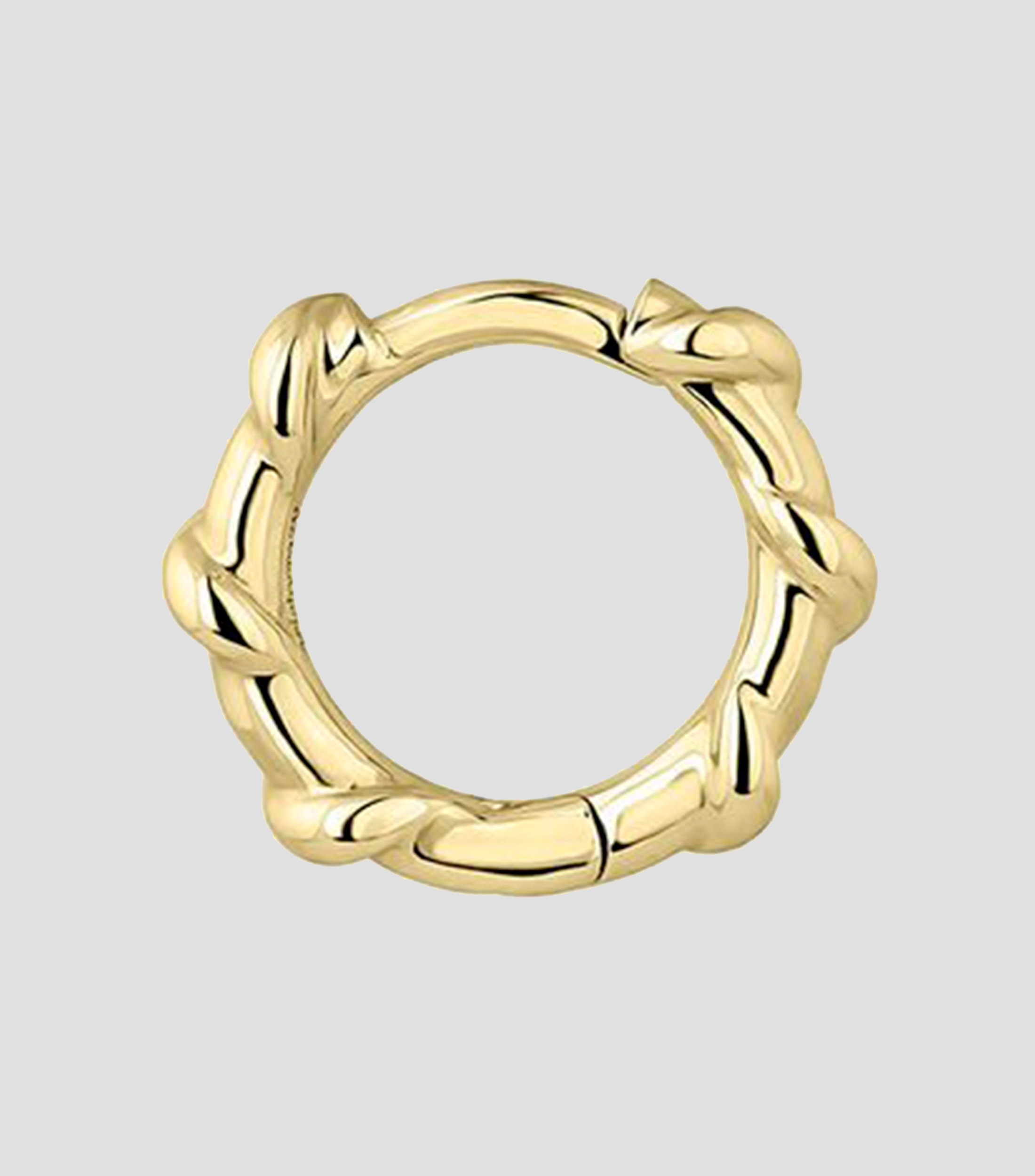 Arete en oro amarillo de 9 kilates en forma de aro con textura Goldie Mujer