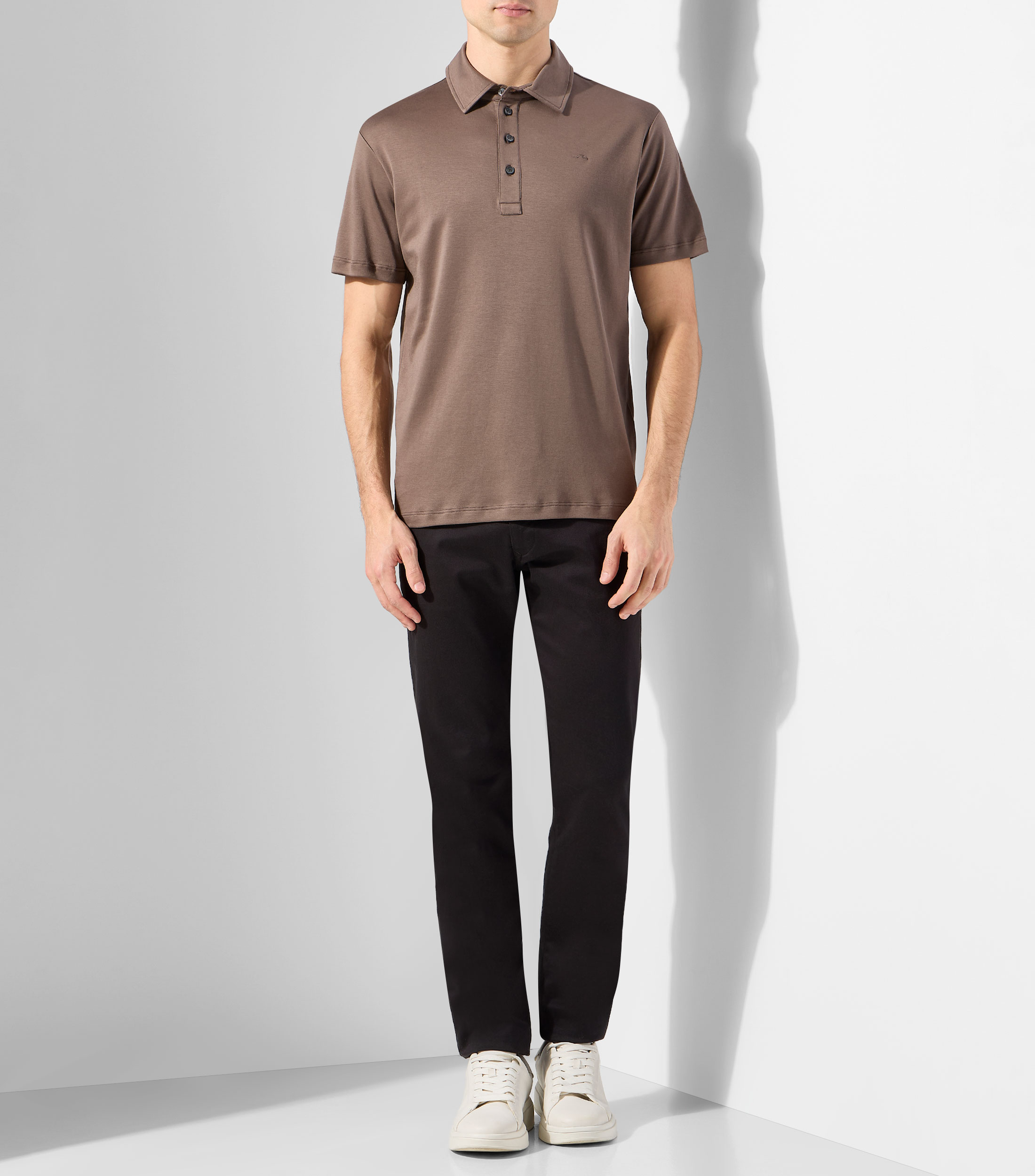 Playera tipo polo con manga corta lisa Hombre