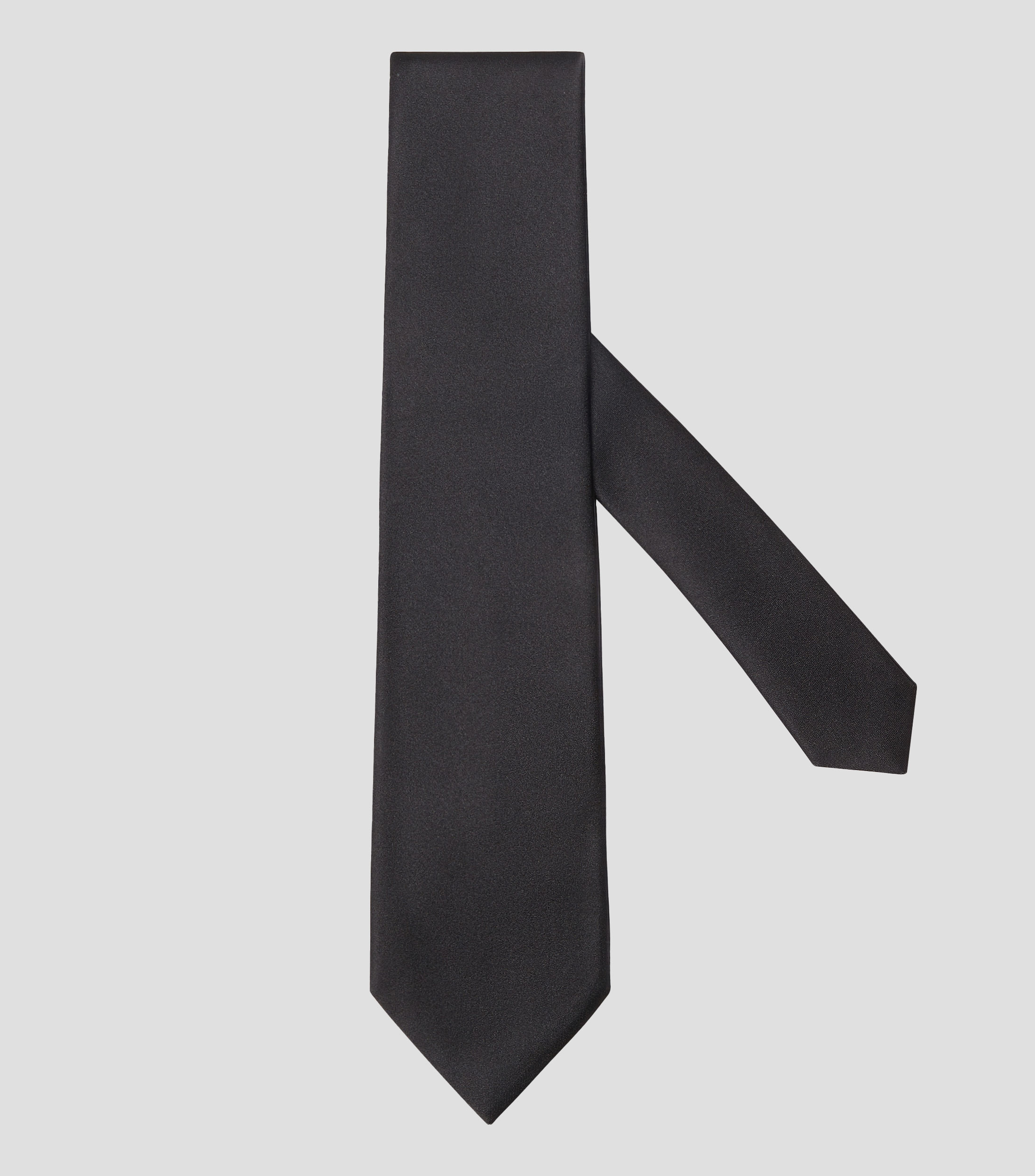 Corbata ancha en seda