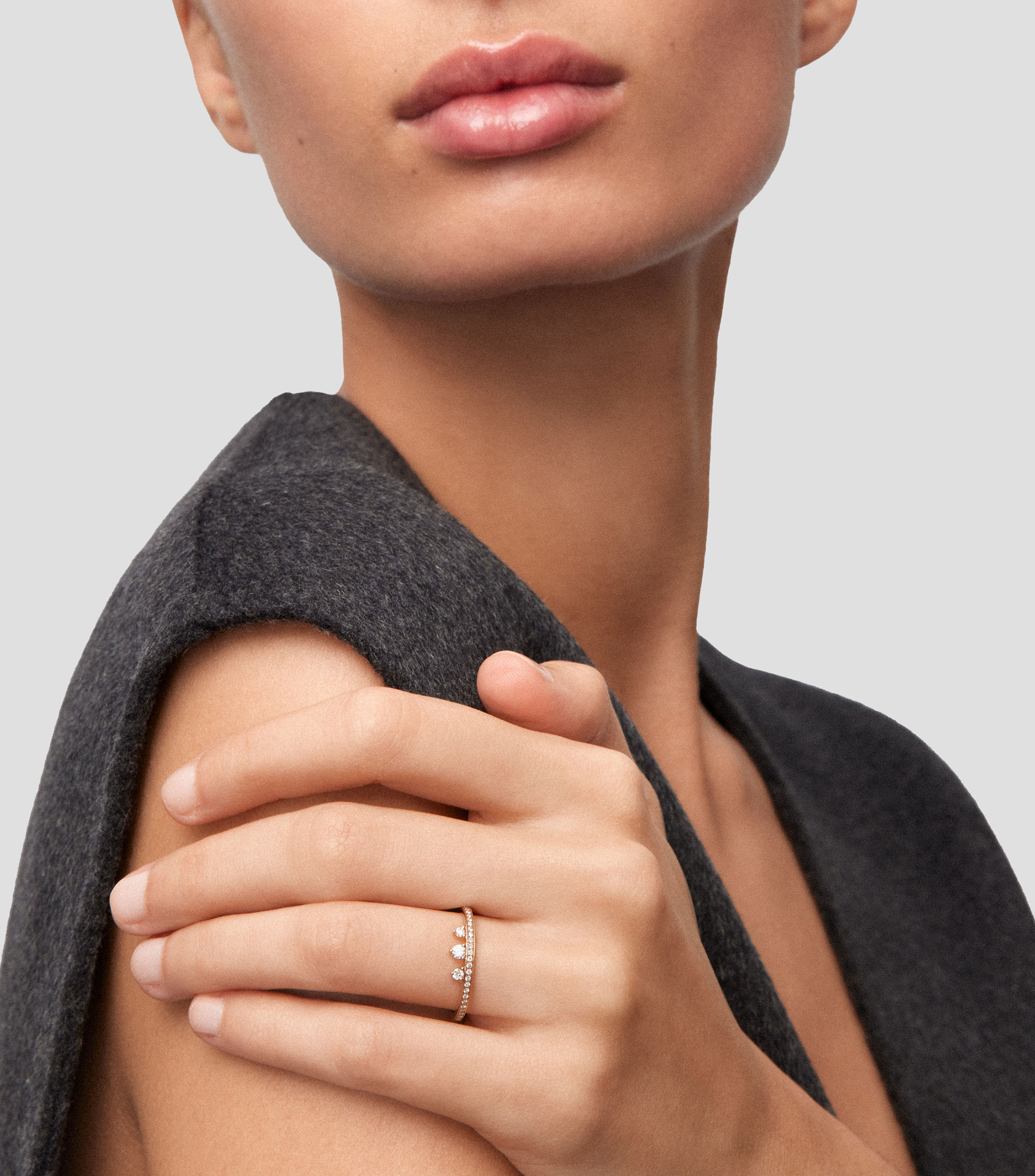 Anillo en oro rosa de 18 kilates con diamantes Mujer