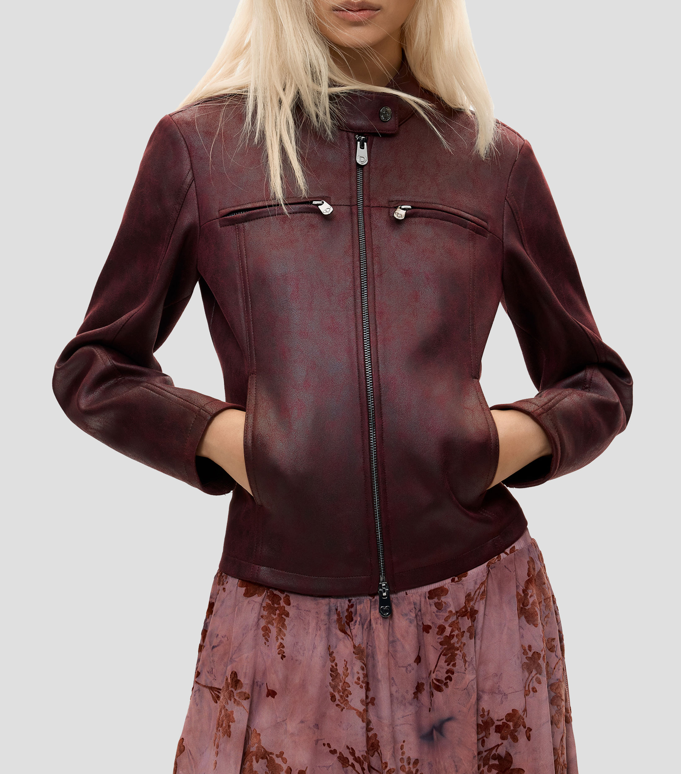 Chamarra de piel con cuello Mujer