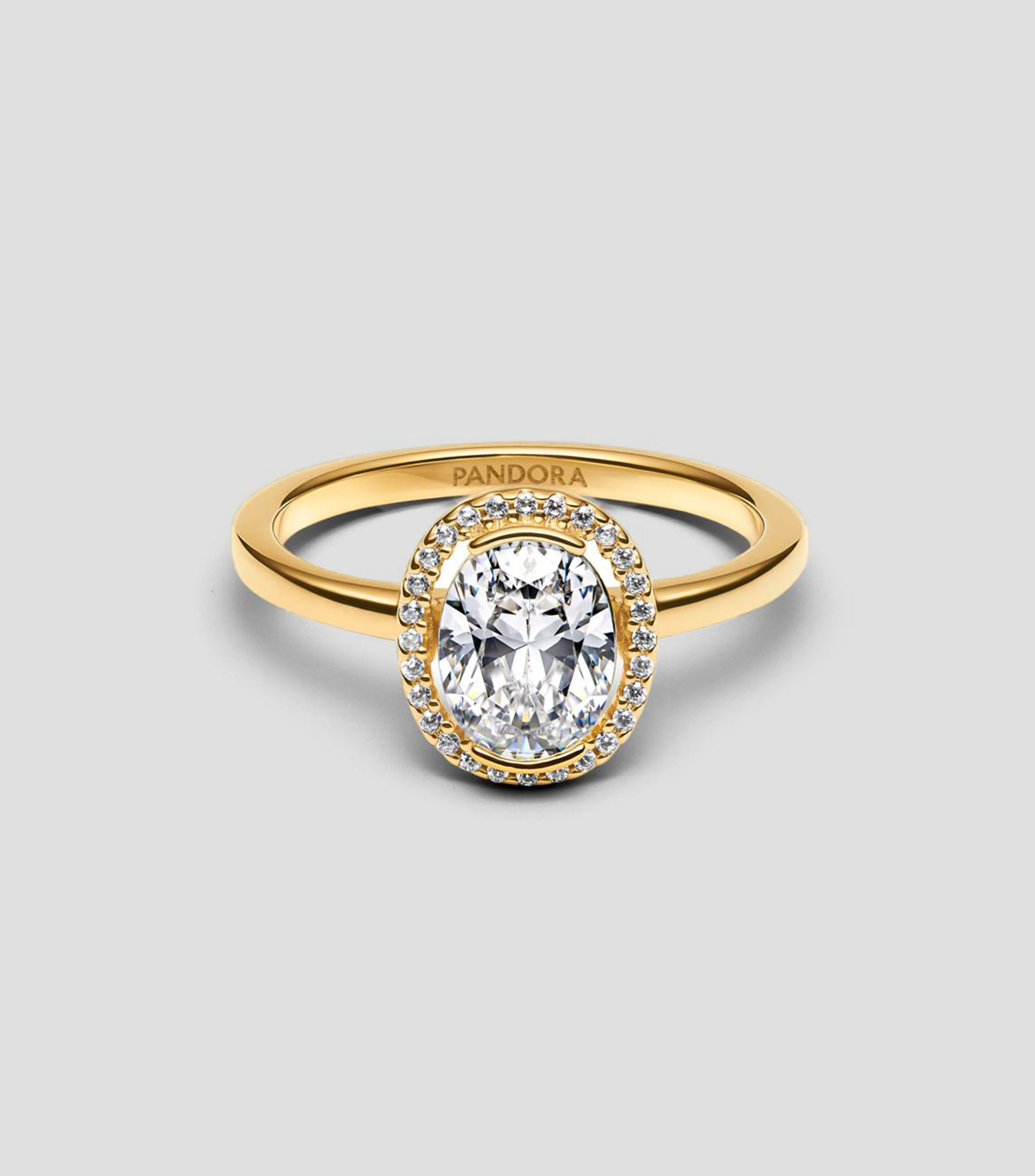 Anillo en plata con gema ovalada Mujer