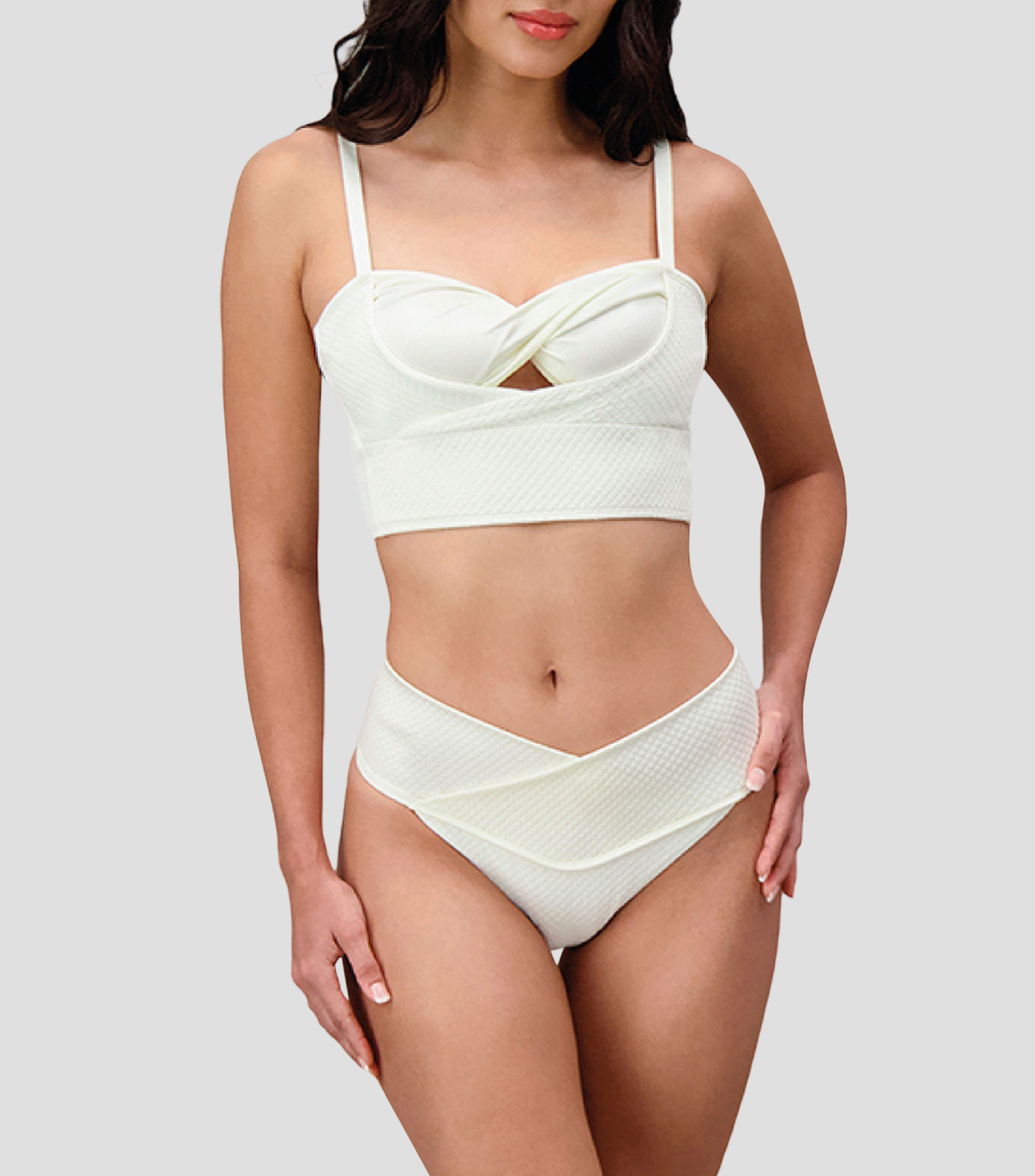Bikini top liso con textura Mujer