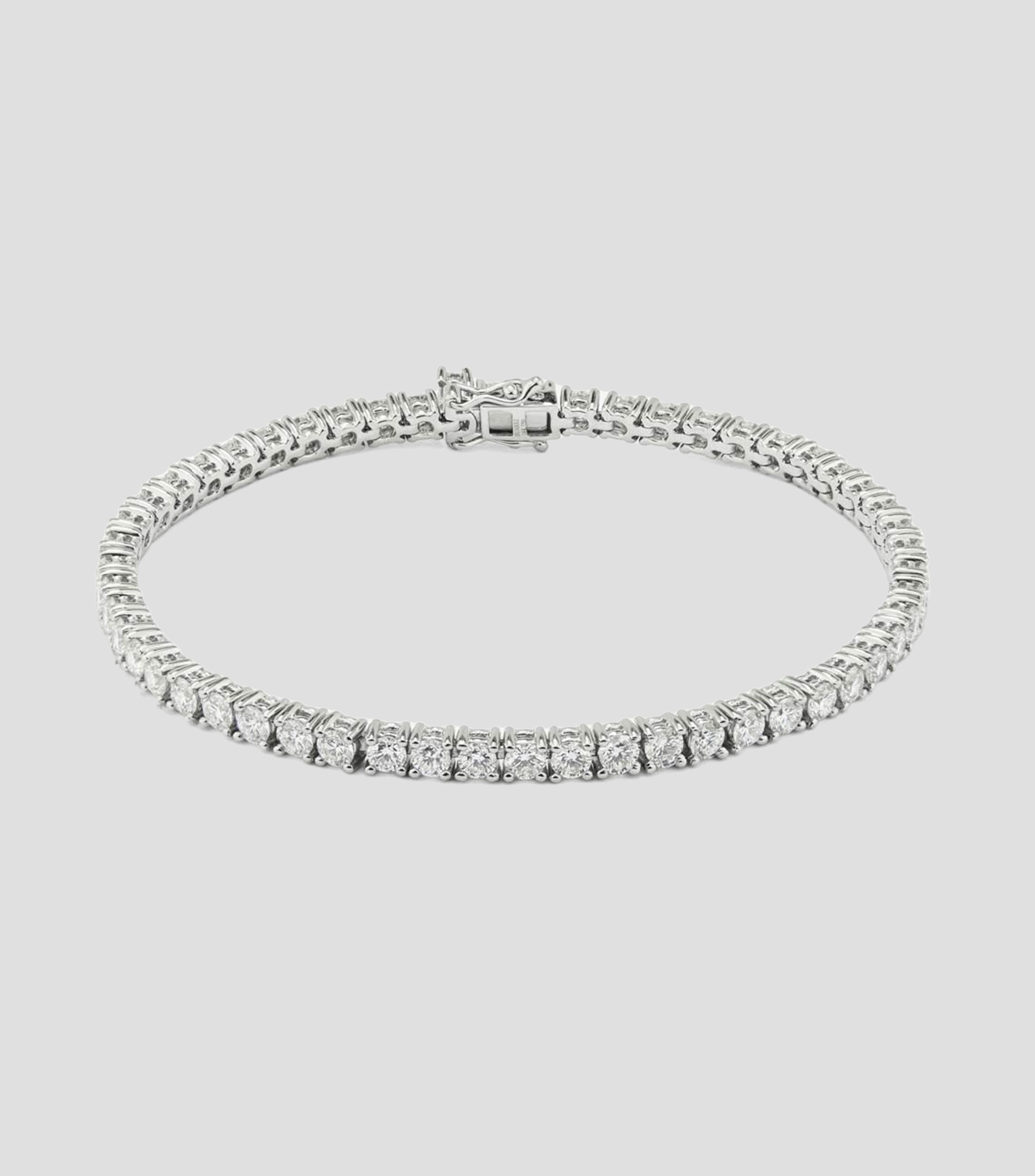 Brazalete en Oro blanco de 18 Kilates con diamantes Mujer