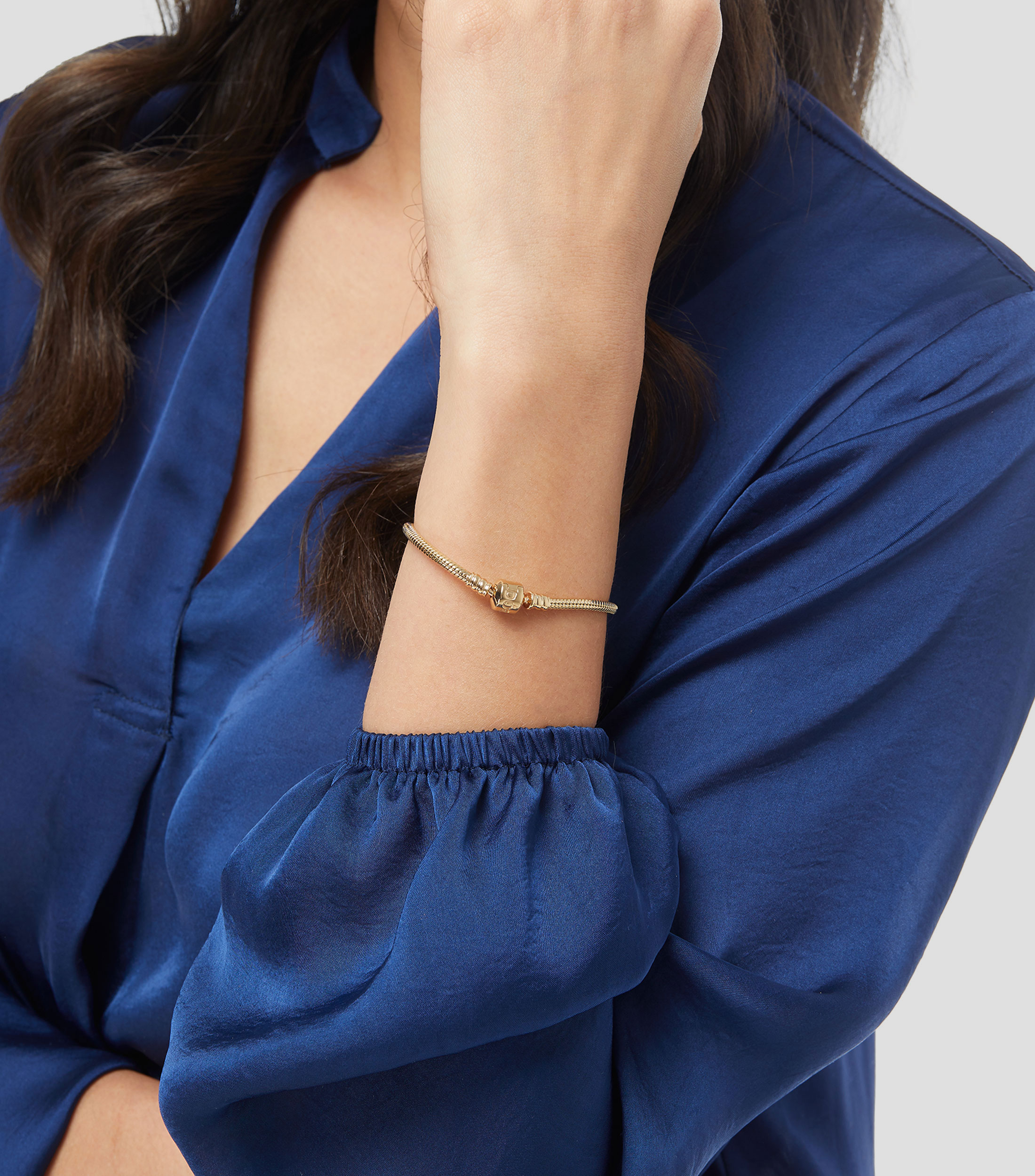 Brazalete en oro de 14 Kilates Pandora Moments Mujer Talla 17 cm